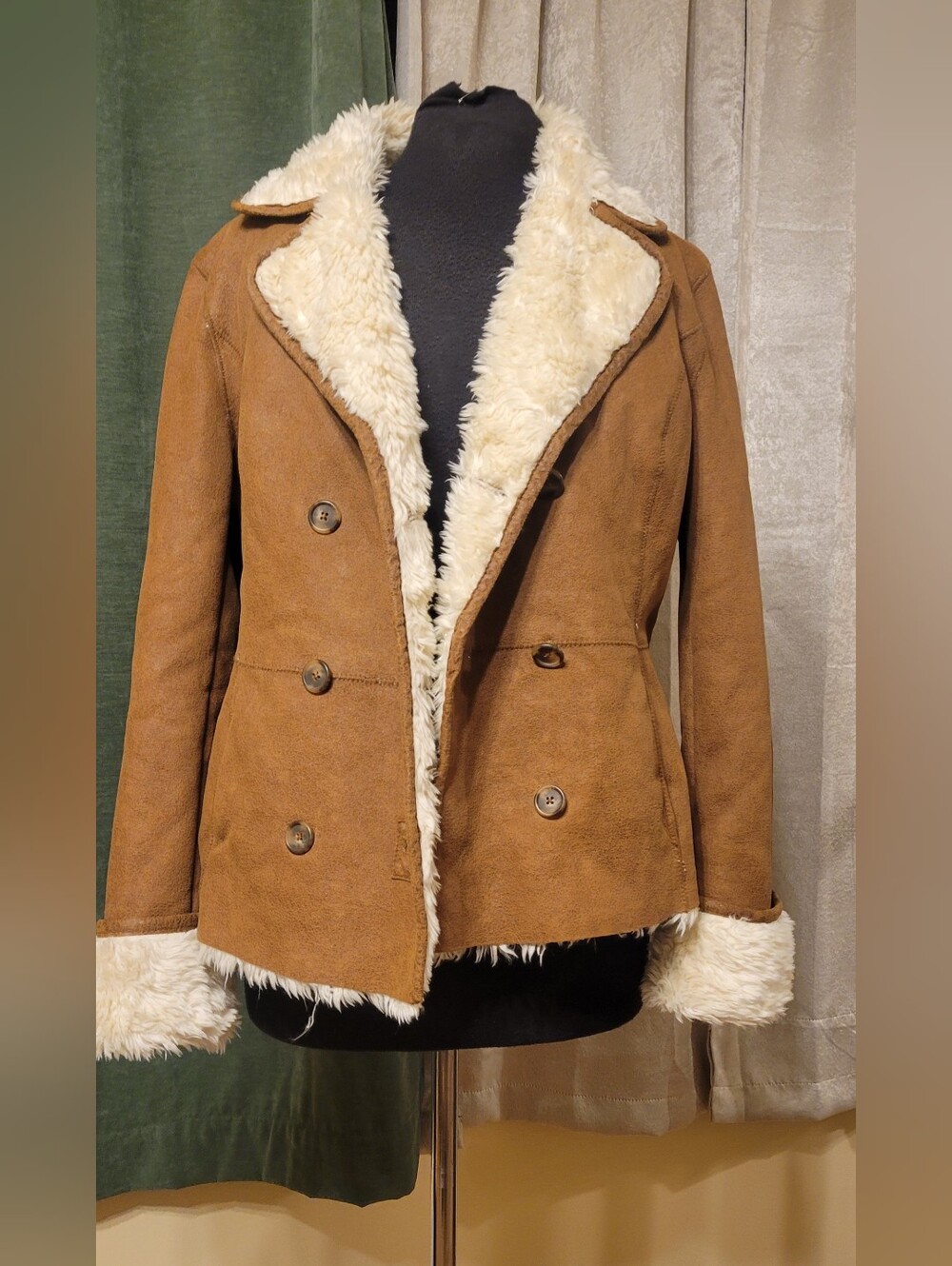 Women's Tan Faux-Suede Double-Breasted Shearling Jacket - Picture 5 of 11